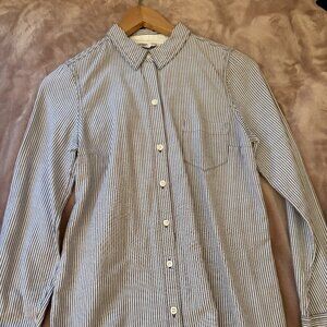 Old Navy White and Navy Striped Button Down Shirt